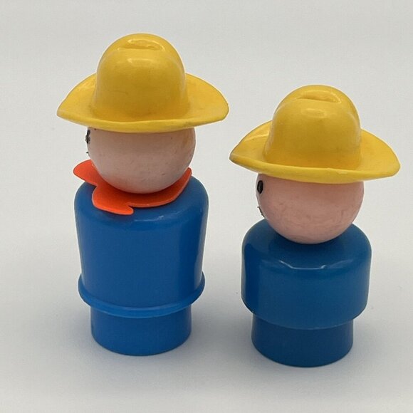 Vintage Fisher Price Little People Farmer & Son Blue body Yellow Hat Farm Figure - Picture 4 of 7
